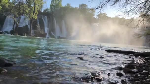 Kravický Vodopád Bosně Hercegovině Přírodní Zázemí — Stock video