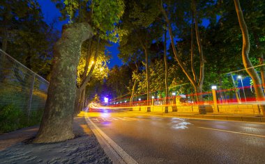 İstanbul 'un Sariyer ilçesinde yol manzarası