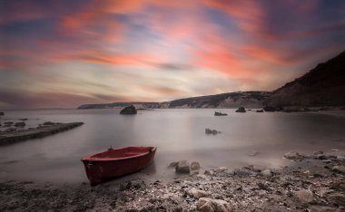 Golmarmarmara gölünde balıkçı tekneleri