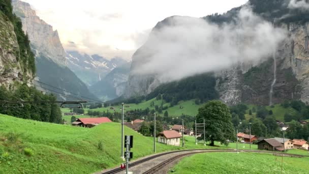 Віадук Альпи Поїзди Швейцарії Одними Країн Найкрасивішою Природою — стокове відео
