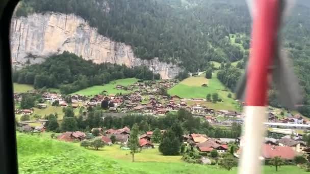 Wiadukty Alpy Pociągi Szwajcarii Należą Krajów Najpiękniejszej Przyrodzie — Wideo stockowe