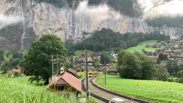 Viaducten Alpen Treinen Zwitserland Behoren Tot Landen Met Mooiste Natuur — Stockvideo