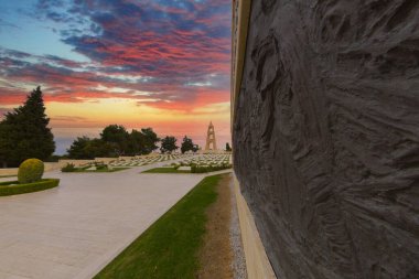 Bu şehitlik, Kanakkale savaşlarında binlerce şehit ve yaralanan 57. Alay 'ın anısına inşa edildi..