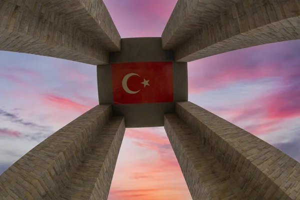 Çanakkale Şehitleri Anma askeri mezarlıktır Gelibolu'da savaş katılan Türk askerleri hakkında hizmet anısına bir savaş anıtı.