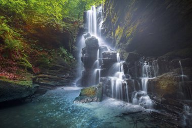 Dagpinar Şelaleleri, Suuctu Ulusal Parkı, Bursa.