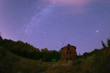 Yıldızlara Açılan Kübik Gölü Goynuk, Bolu, Türkiye
