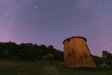 Yıldızlara Açılan Kübik Gölü Goynuk, Bolu, Türkiye