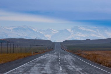 Aladaglar ve Demirkazik zirvesi, Taurus Dağları 'nın en yüksek noktası.