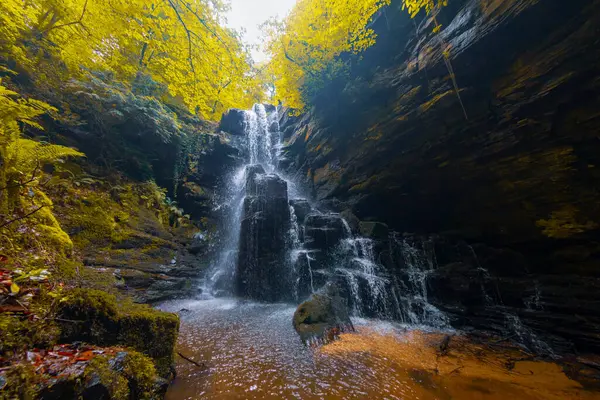 Şelale. Dagpinar, Bursa, Türkiye.