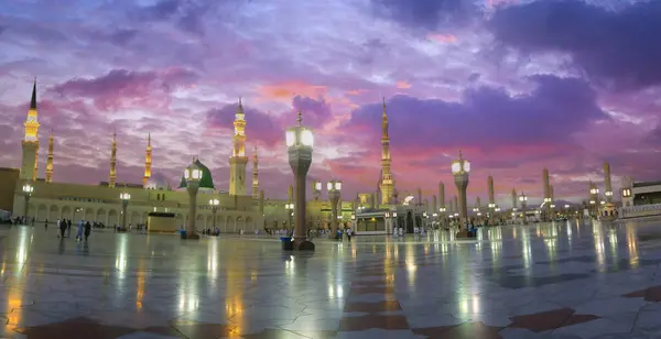 Prophet Mosque Masjid Nabawi Second Mecca Most Holy Place Muslims — Stock Photo, Image