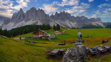 Geisleralm Rifugio Odle Dolomites İtalya