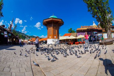  Bascarsija, Saraybosna 'nın eski çarşısı ve 15. yüzyılda Isa Beg Ishakoviç' in şehri kurduğu tarihi kent..