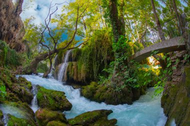 Antalya Dden şelalesinin olağanüstü doğa manzarası