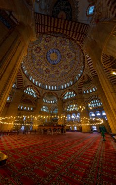 Selimiye Camii, Mimar Sinan tarafından 1575 yılında yaptırılmıştır. Edirne