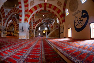 eski cami (Türkçe: eski camii) edirne, Türkiye'de 15 yüzyılın başlarında Osmanlı camidir.