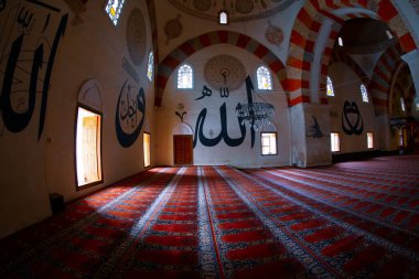 eski cami (Türkçe: eski camii) edirne, Türkiye'de 15 yüzyılın başlarında Osmanlı camidir.