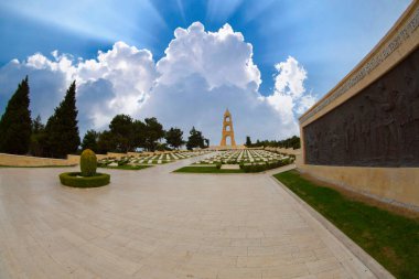 Çanakkale Şehitleri Anıtı, Gelibolu Muharebesi 'ne katılan yaklaşık Türk askerlerinin anısına dikilmiş bir savaş anıtı..