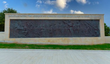 Çanakkale Şehitleri Anıtı, Gelibolu Muharebesi 'ne katılan yaklaşık Türk askerlerinin anısına dikilmiş bir savaş anıtı..