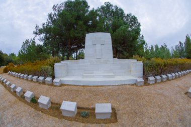 Çanakkale Şehitleri Anıtı, Gelibolu Muharebesi 'ne katılan yaklaşık Türk askerlerinin anısına dikilmiş bir savaş anıtı..