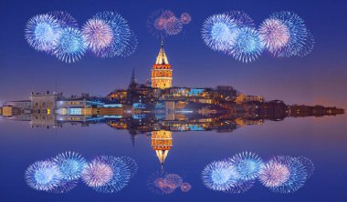 İstanbul 'da büyük kutlama havai fişekleri