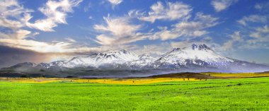 Hasan Dağı, Hasan dağının uzak manzarası.