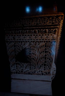 Antik Ayasofya Bazilikası 'nın içi. İstanbul 'un başlıca camii Aya Sofia, yaklaşık 500 yıl boyunca pek çok diğer Osmanlı camisine örnek oldu.