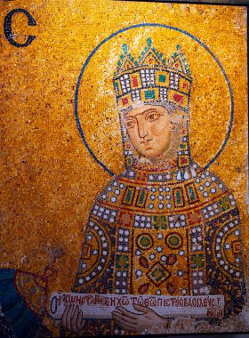 Antik Ayasofya Bazilikası 'nın içi. İstanbul 'un başlıca camii Aya Sofia, yaklaşık 500 yıl boyunca pek çok diğer Osmanlı camisine örnek oldu.