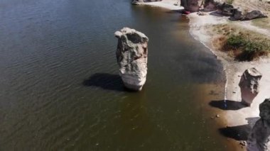 Phrygian Valley ve Emre Lake, İhsaniye, Afyonkarahisar, Türkiye