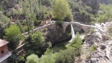 Phrygia Yazilikaya ve Eskisehir, Eskişehir 'deki mağara evleri