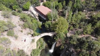 Phrygia Yazilikaya ve Eskisehir, Eskişehir 'deki mağara evleri