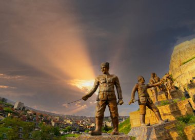 Gaziantep sokakları, kale ve tarihi pazar