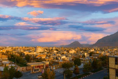 İran, Kermanşah 'ın ufuk çizgisi görünümü