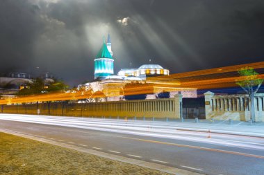 Mevlana Mezarı ve Camii. Konya