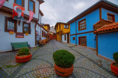 Eskisehir 'deki eski renkli Odunpazari evleri.