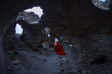 Tarihi Palu Kalesi manzarası. Kale, kayaların üzerine inşa edilmiş. Urartian döneminden kalma. Urarlı kral Menuas tarafından inşa edildi. Elazığ, Trkiye.