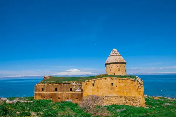 stock image Carpanak Island is an island located in the northeastern part of Lake Van, in the Citren Village of the city of Van.