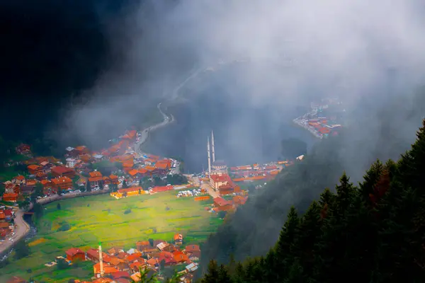 stock image Mountain village of Uzungol in Trabzon, Turkey. (Long Lake)