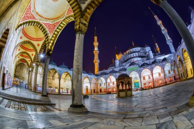 İstanbul 'daki Mavi Cami ya da Sultan Ahmet Camii