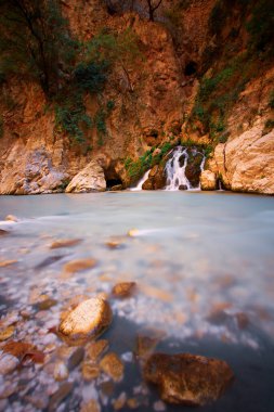 dağ dere tam pürüzsüz taş saklikent gorge Kanyon Türkiye'de