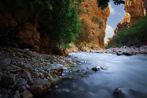 dağ dere tam pürüzsüz taş saklikent gorge Kanyon Türkiye'de