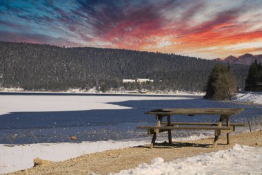 It is a crater and deposit lake formed on the Abant Mountains, 34 kilometers southwest of Bolu. clipart