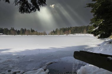 It is a crater and deposit lake formed on the Abant Mountains, 34 kilometers southwest of Bolu. clipart