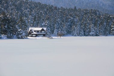 Bolu Golcuk Gölü Doğa Parkı