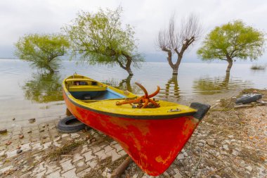Golyazi Bursa 'daki en zengin antik yerleşim yerlerinden biridir..