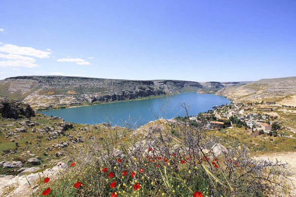 Halfeti is a district of sanliurfa Province. It is located in the west of sanliurfa.
