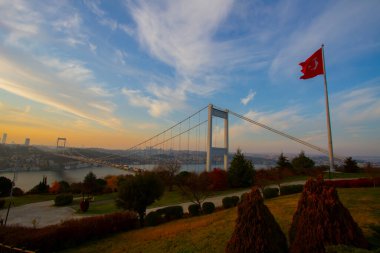 Otatepe Fatih Grove, İstanbul 'un Beykoz ilçesinin Kavack mahallesinde yer almaktadır. Fatih Sultan Mehmet Köprüsü 'nün hemen yanında yer almaktadır.).