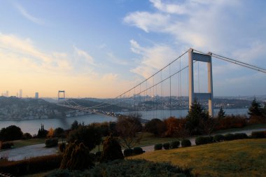 Otatepe Fatih Grove, İstanbul 'un Beykoz ilçesinin Kavack mahallesinde yer almaktadır. Fatih Sultan Mehmet Köprüsü 'nün hemen yanında yer almaktadır.).