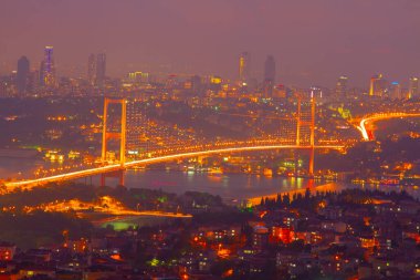 15 Temmuz Şehitler Köprüsü olarak bilinen Boğaz Köprüsü 