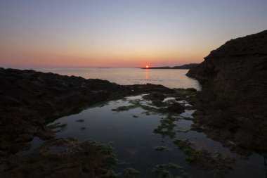 Kefken Adası, Kocaeli ilinin sınırları içinde yer alan ve Cebeci kıyısından 10 dakika uzaklıkta bulunan bir Karadeniz adasıdır..