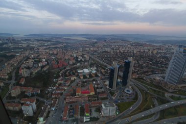 Safir çatıdan inşa edilen Syscraper 'ın havadan görüntüsü